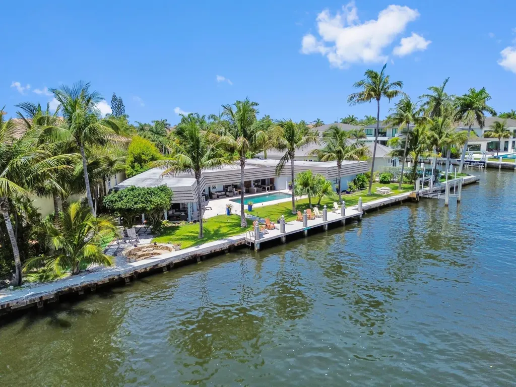 976 Banyan Drive Delray Beach FL 33483