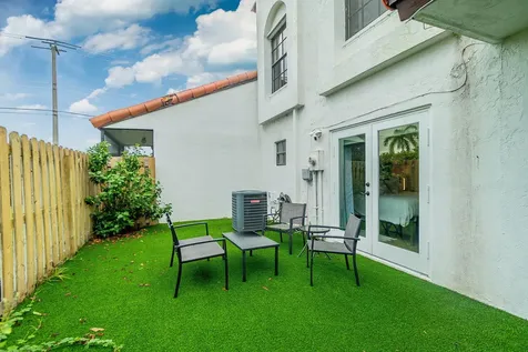 13547 Fountain View Boulevard Wellington FL 33414