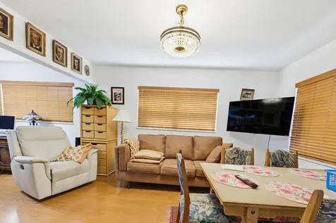 728 Ridge Road Lantana FL 33462