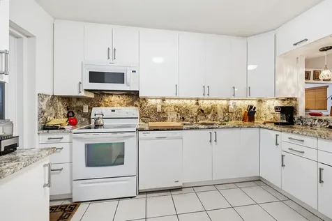 728 Ridge Road Lantana FL 33462