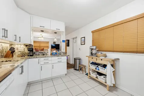 728 Ridge Road Lantana FL 33462