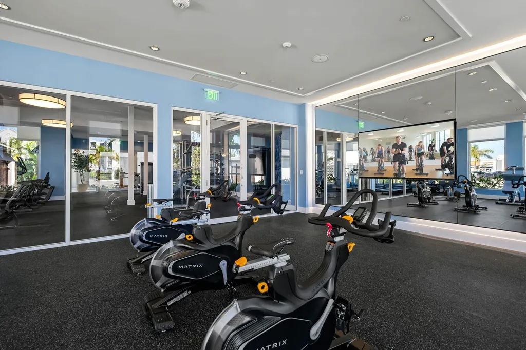 2000 Stirling Road Hollywood FL 33020