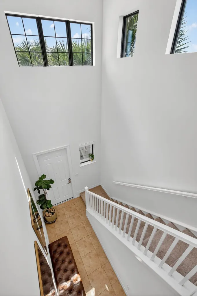 4651 E Pinehurst Trail Trail E Oakland Park FL 33309