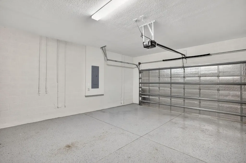 4651 E Pinehurst Trail Trail E Oakland Park FL 33309
