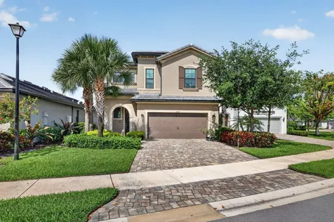4651 E Pinehurst Trail Trail E Oakland Park FL 33309