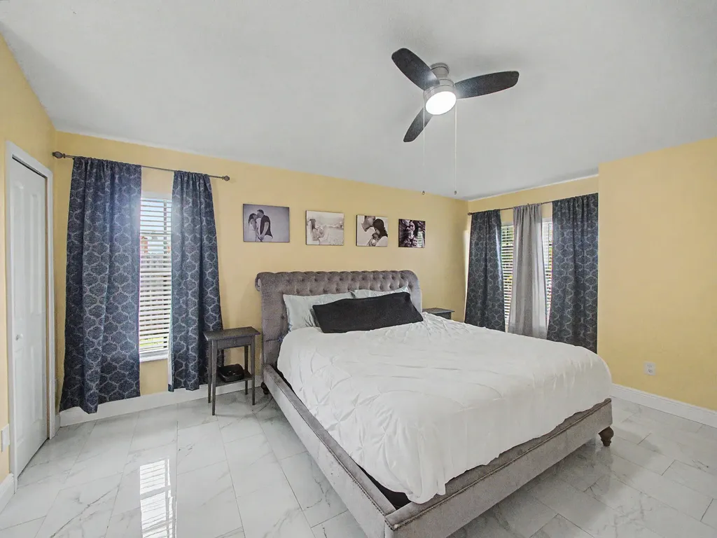 2373 SW Santana Avenue Port St Lucie FL 34953