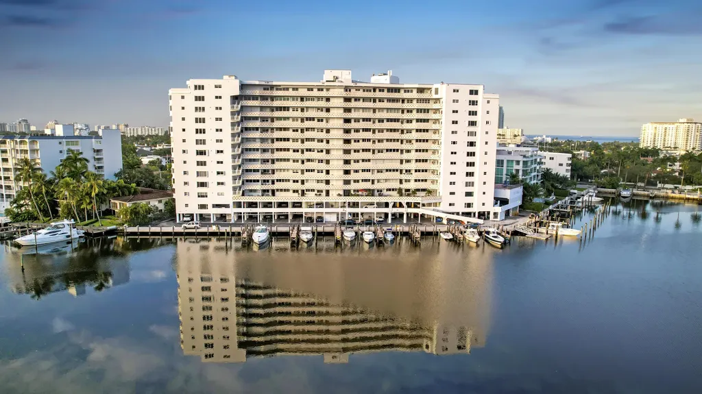 333 Sunset Drive Fort Lauderdale FL 33301