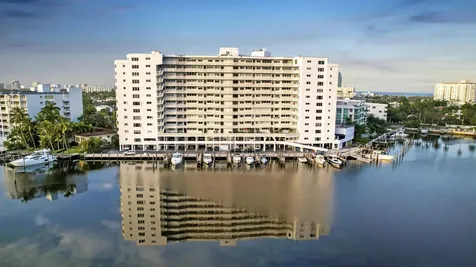 333 Sunset Drive Fort Lauderdale FL 33301