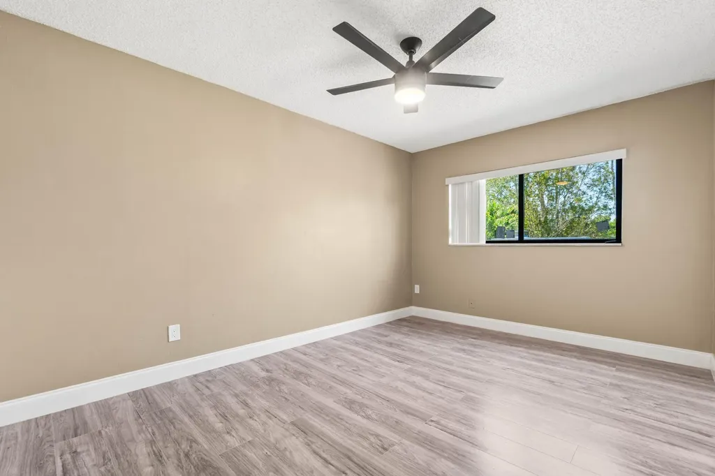 4585 Holly Lake Drive Lake Worth FL 33463