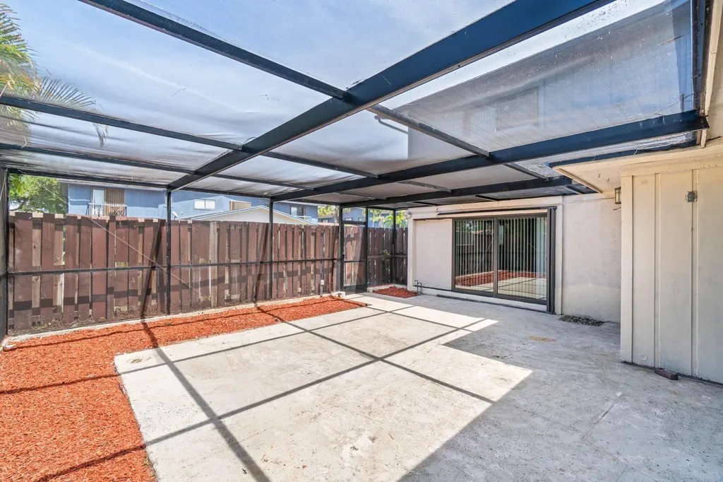 4585 Holly Lake Drive Lake Worth FL 33463