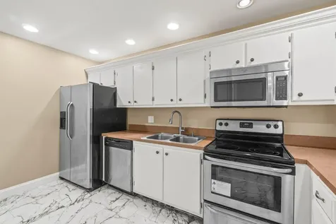 4585 Holly Lake Drive Lake Worth FL 33463