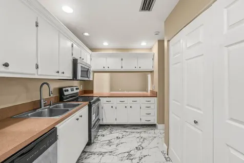 4585 Holly Lake Drive Lake Worth FL 33463
