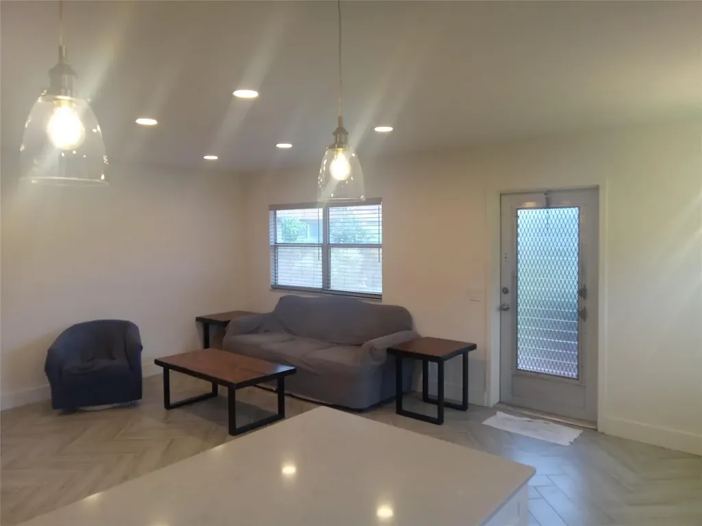 189 Seville Delray Beach FL 33446