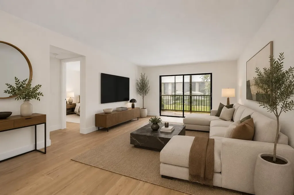 7290 Kinghurst Drive Delray Beach FL 33446
