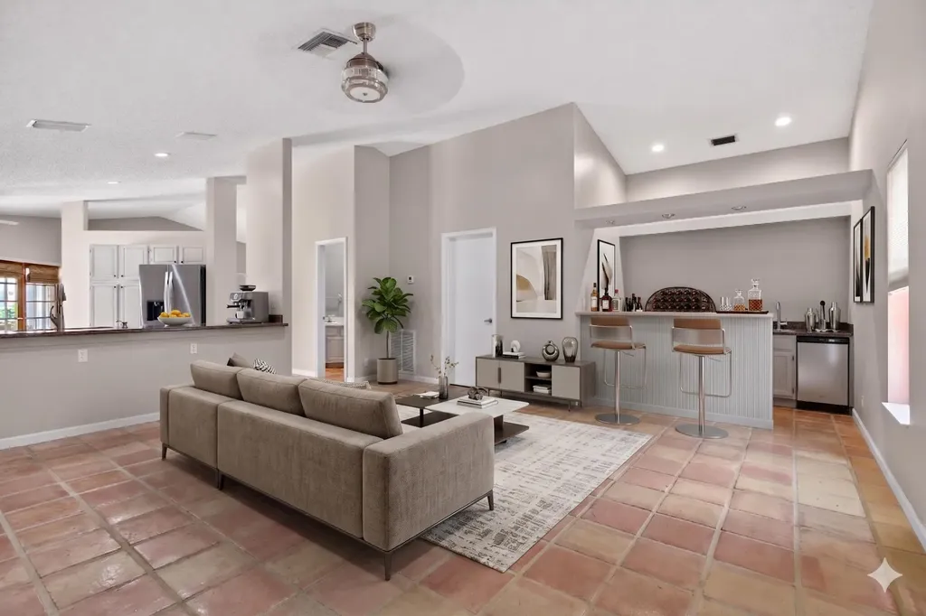 5333 N Springs Way Coral Springs FL 33076