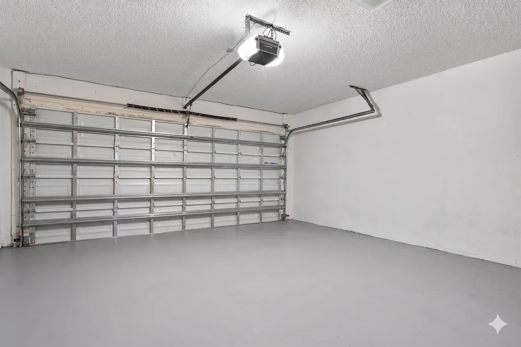 5333 N Springs Way Coral Springs FL 33076