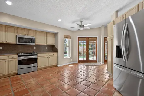 5333 N Springs Way Coral Springs FL 33076