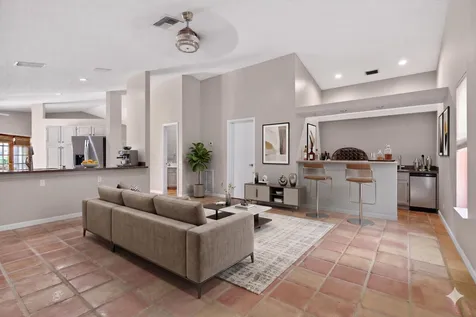 5333 N Springs Way Coral Springs FL 33076
