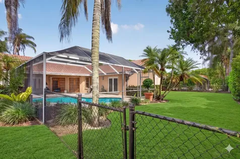 5333 N Springs Way Coral Springs FL 33076