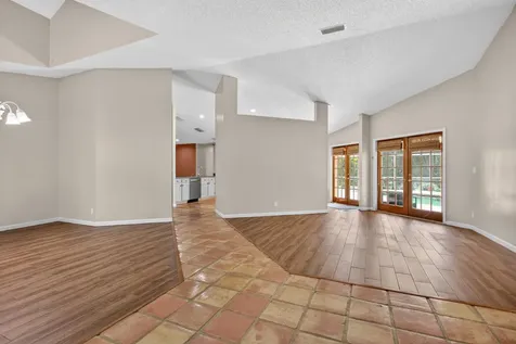 5333 N Springs Way Coral Springs FL 33076