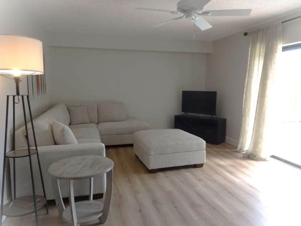 2914 29th Court Jupiter FL 33477
