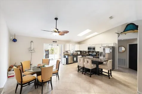 279 SW Glenwood Drive Port St Lucie FL 34984