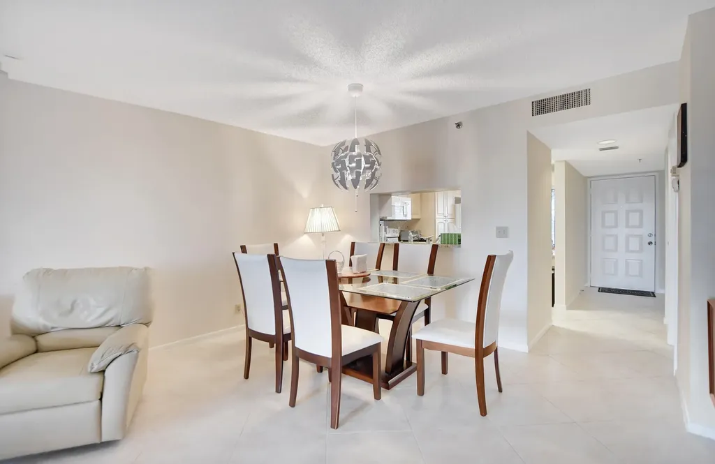 7310 Ashford Place Delray Beach FL 33446
