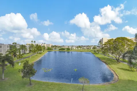7310 Ashford Place Delray Beach FL 33446