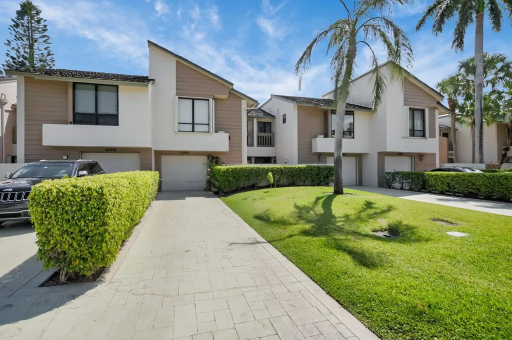 22922 Ironwedge Drive Boca Raton FL 33433