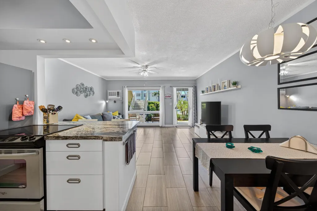 3201 SE 10th Street Pompano Beach FL 33062