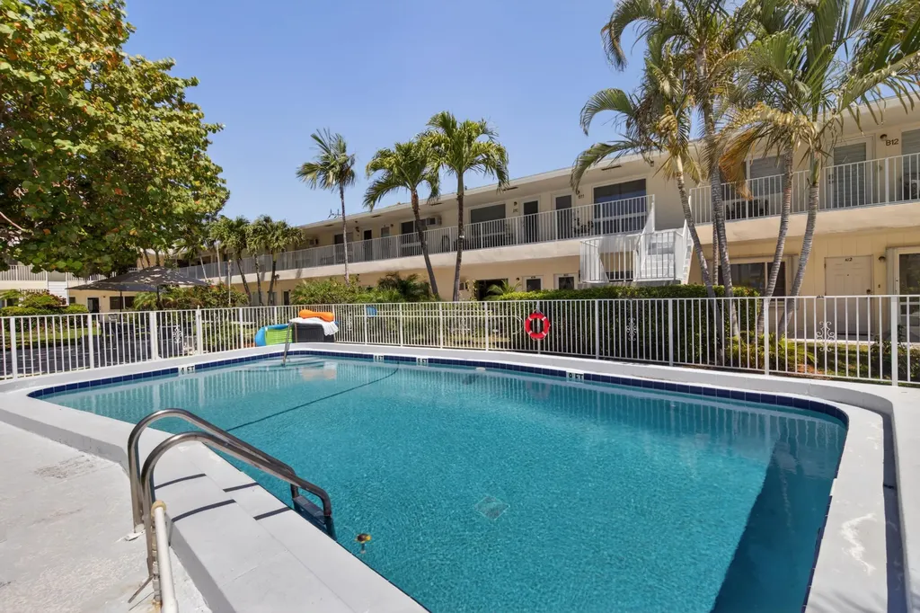 3201 SE 10th Street Pompano Beach FL 33062