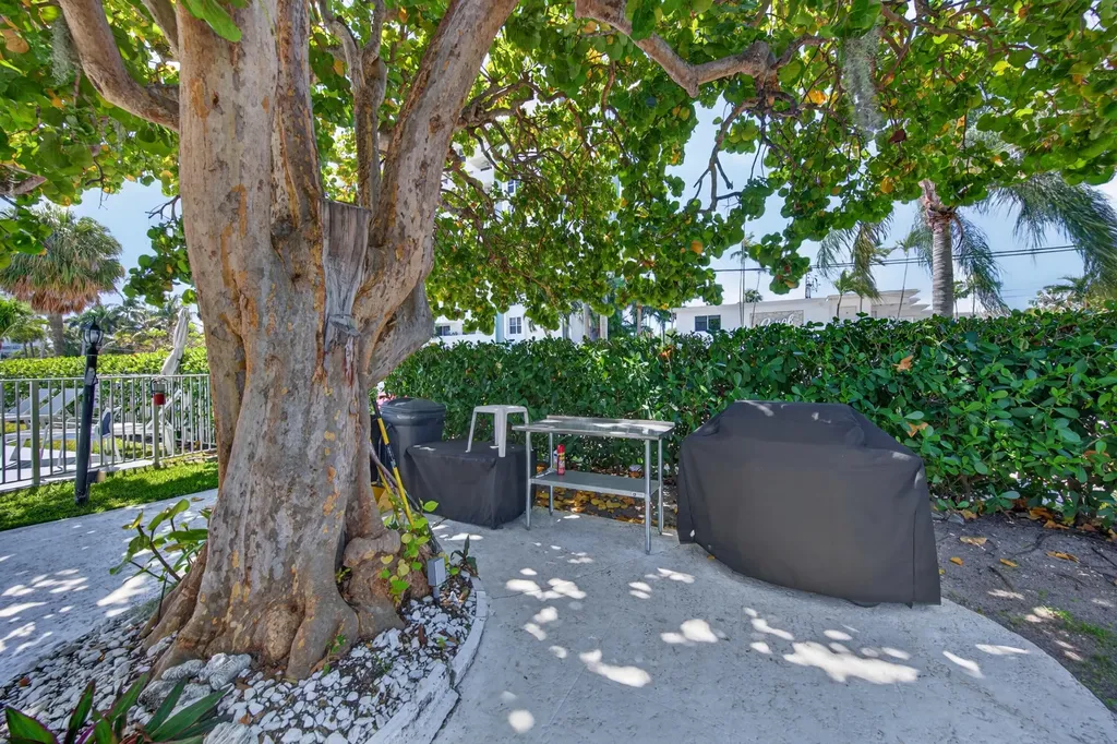 3201 SE 10th Street Pompano Beach FL 33062