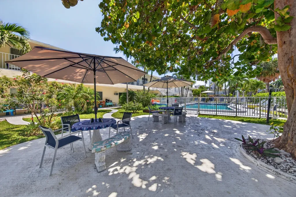 3201 SE 10th Street Pompano Beach FL 33062