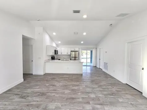 2447 NW 5th Street Okeechobee FL 34972
