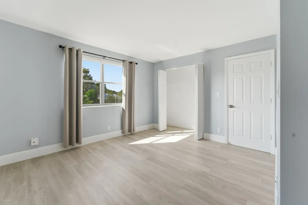 11477 NW 39th Court Coral Springs FL 33065