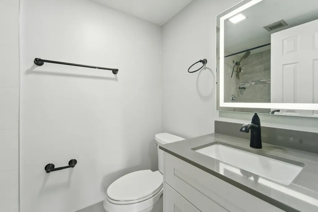 11477 NW 39th Court Coral Springs FL 33065