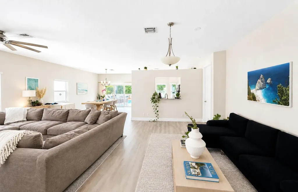 7161 NW Turtle Walk Boca Raton FL 33487
