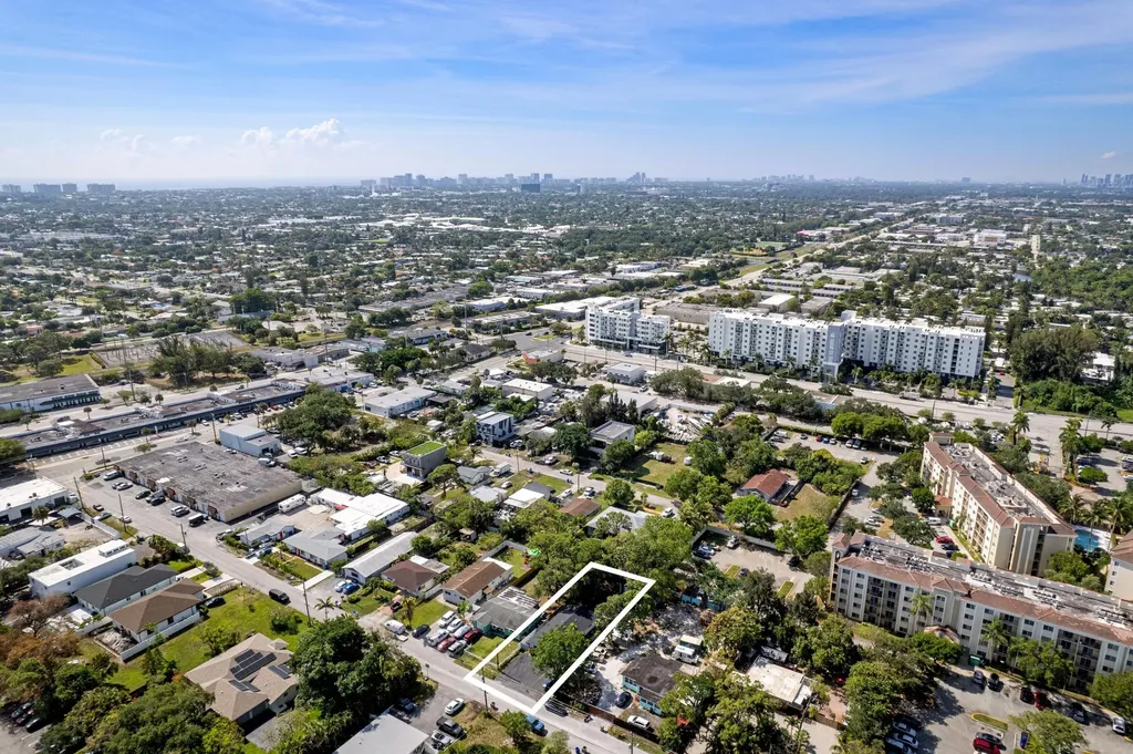 836 SW 13th Court Pompano Beach FL 33060