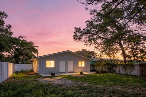 836 SW 13th Court Pompano Beach FL 33060