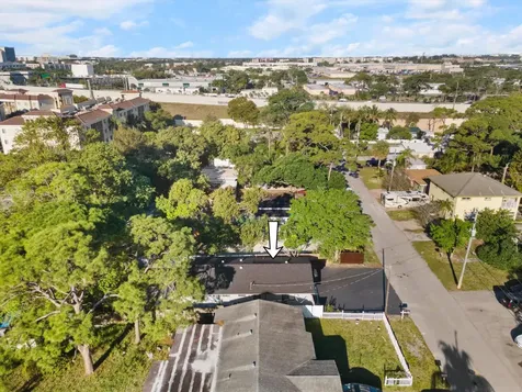 836 SW 13th Court Pompano Beach FL 33060
