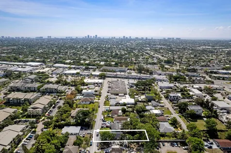 836 SW 13th Court Pompano Beach FL 33060