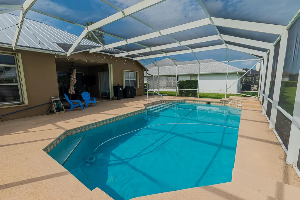 208 SW Whitewood Drive Port St Lucie FL 34953