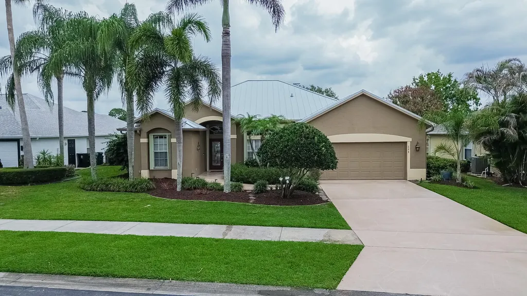 208 SW Whitewood Drive Port St Lucie FL 34953
