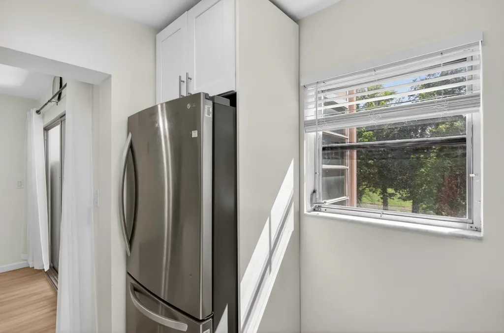 3930 Crystal Lake Drive Deerfield Beach FL 33064