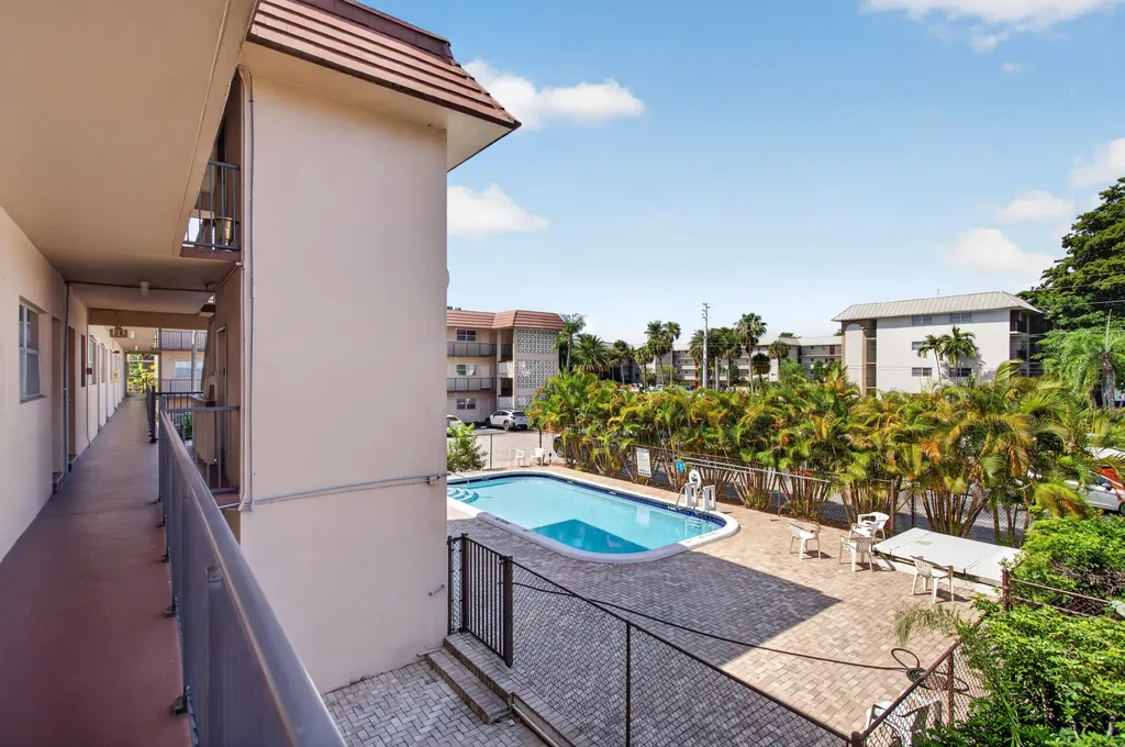 3930 Crystal Lake Drive Deerfield Beach FL 33064