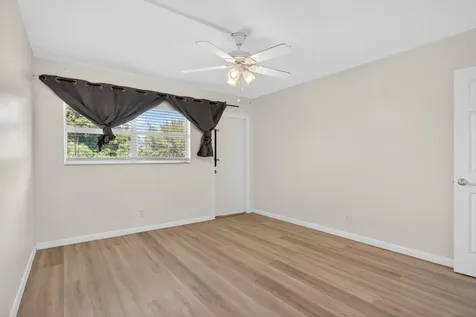 3930 Crystal Lake Drive Deerfield Beach FL 33064