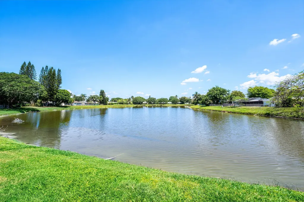 9108 Chrysanthemum Drive Boynton Beach FL 33472