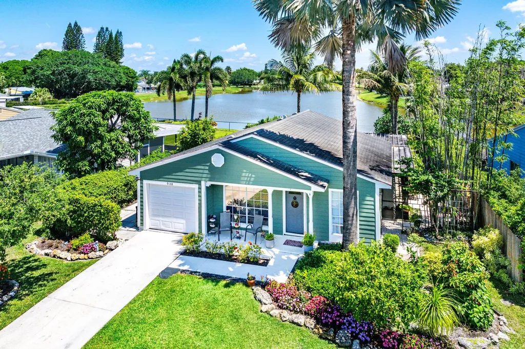9108 Chrysanthemum Drive Boynton Beach FL 33472