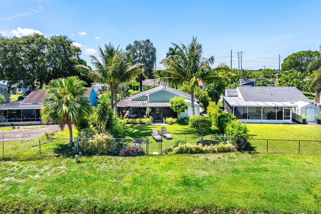 9108 Chrysanthemum Drive Boynton Beach FL 33472