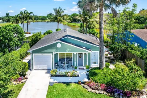 9108 Chrysanthemum Drive Boynton Beach FL 33472